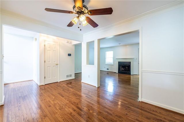 37 Sycamore Station, Decatur, GA 30030