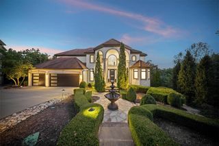 20825 W 94th Terrace, Lenexa, KS 66220