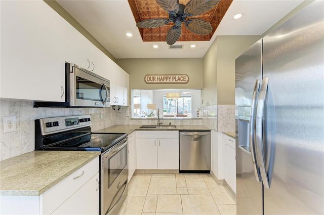 9620 CLUB SOUTH CIRCLE 5108, Sarasota, FL 34238