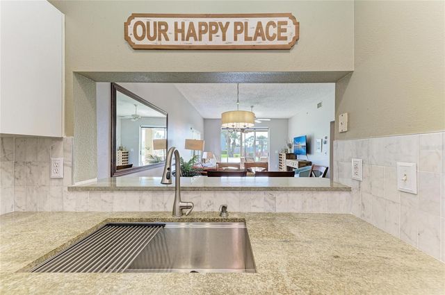 9620 CLUB SOUTH CIRCLE 5108, Sarasota, FL 34238