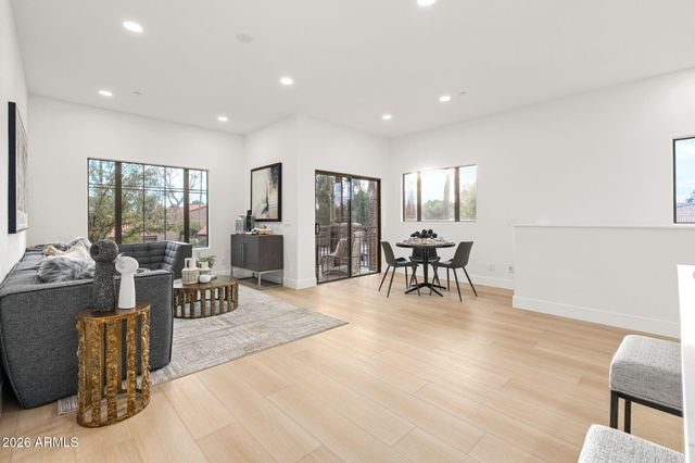 6940 E COCHISE Road 1001, Paradise Valley, AZ 85253