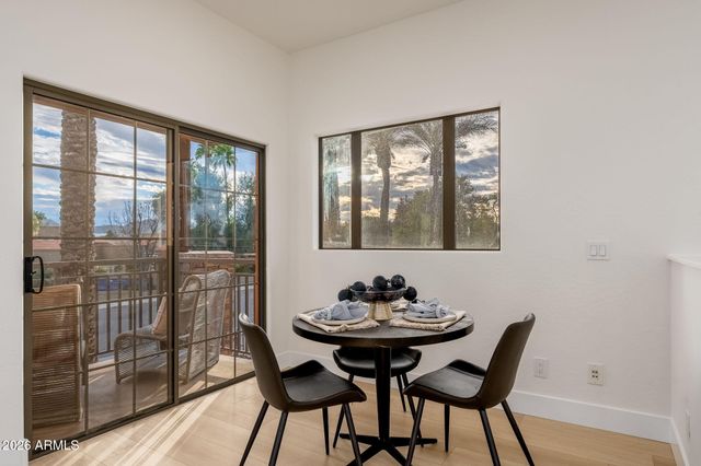 6940 E COCHISE Road 1001, Paradise Valley, AZ 85253