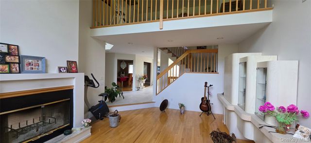 31 Lowell Drive, New City, NY 10956