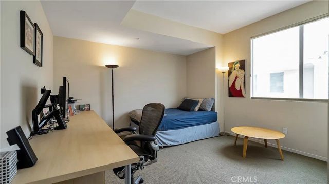 13021 Central Avenue 402, Hawthorne, CA 90250