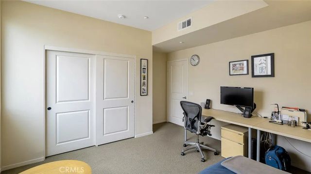 13021 Central Avenue 402, Hawthorne, CA 90250