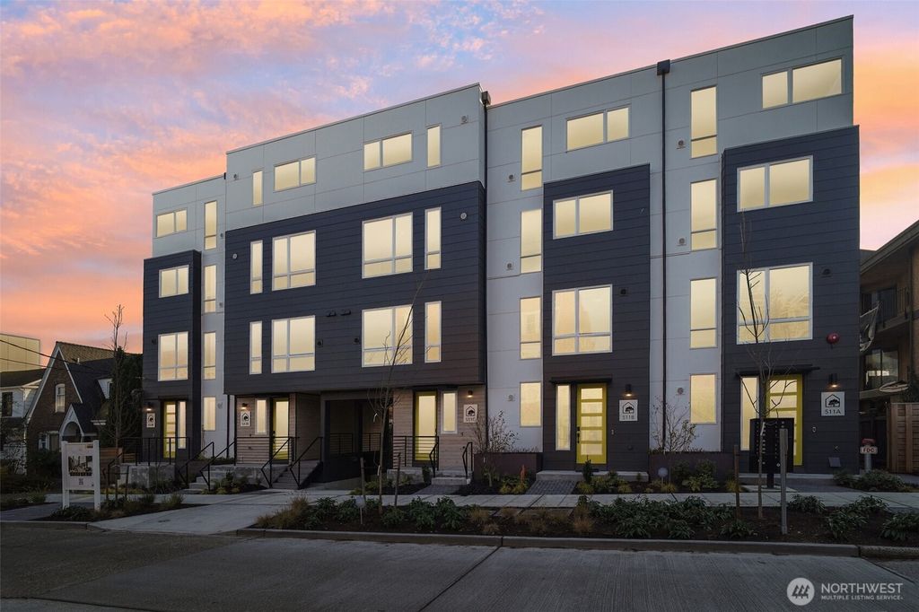 515 Howe Street #D, Seattle, WA 98109