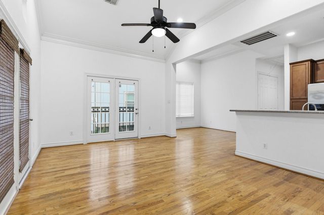 1303 Sherwood Point Lane, Houston, TX 77043