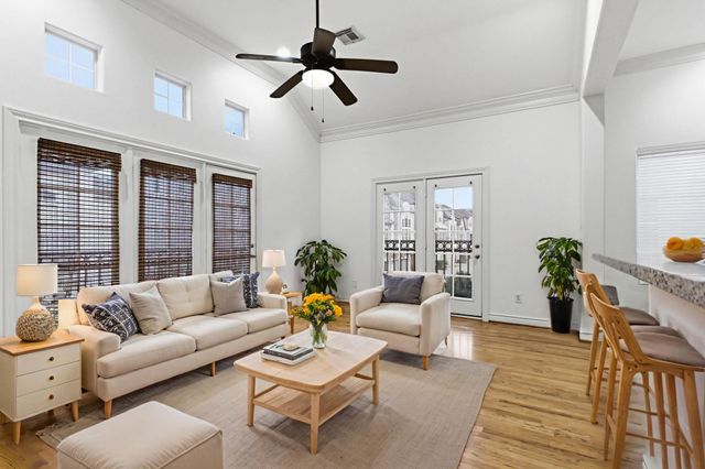 1303 Sherwood Point Lane, Houston, TX 77043