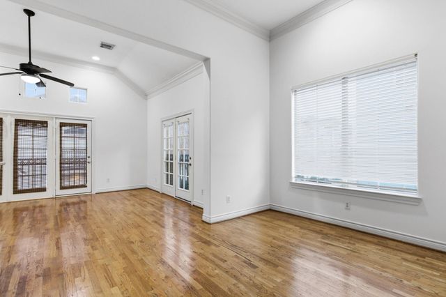 1303 Sherwood Point Lane, Houston, TX 77043