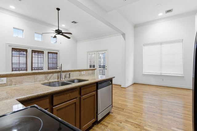 1303 Sherwood Point Lane, Houston, TX 77043