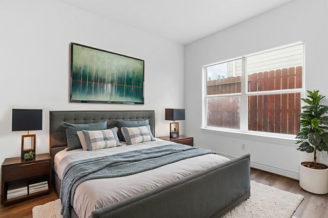 1303 Sherwood Point Lane, Houston, TX 77043