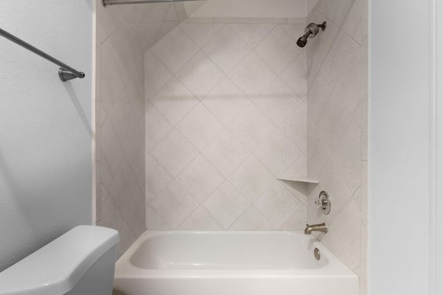 1303 Sherwood Point Lane, Houston, TX 77043