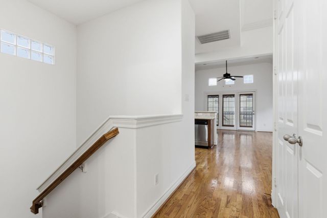 1303 Sherwood Point Lane, Houston, TX 77043