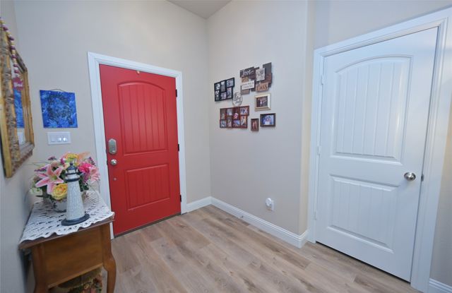 540 Islet Drive, Runaway Bay, TX 76426