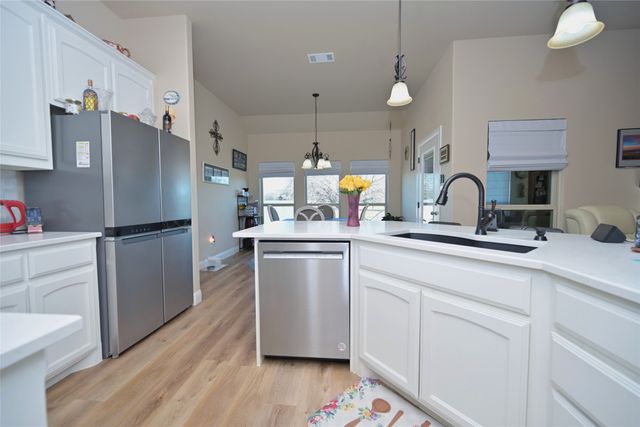 540 Islet Drive, Runaway Bay, TX 76426