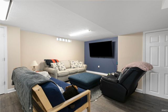 19560 Eaton Avenue, South Bend, IN 46637