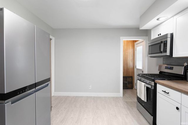 19560 Eaton Avenue, South Bend, IN 46637