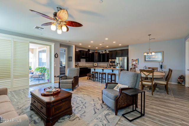 13719 W LINANTHUS Road, Peoria, AZ 85383