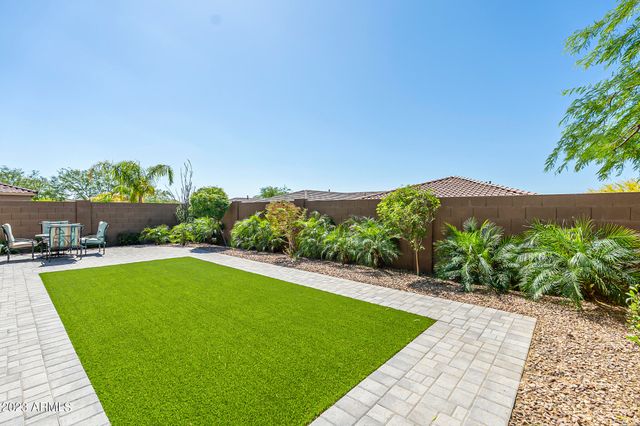 13719 W LINANTHUS Road, Peoria, AZ 85383