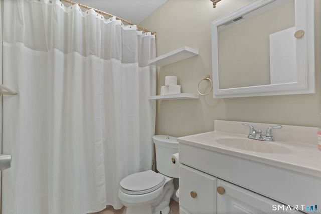 16 Rockmeadow Road Q, Norwalk, CT 06850