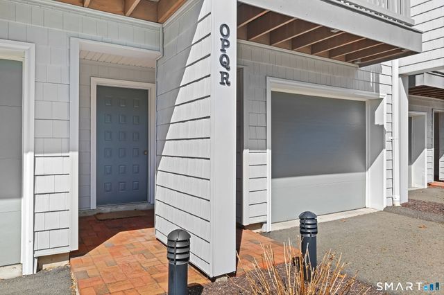 16 Rockmeadow Road Q, Norwalk, CT 06850