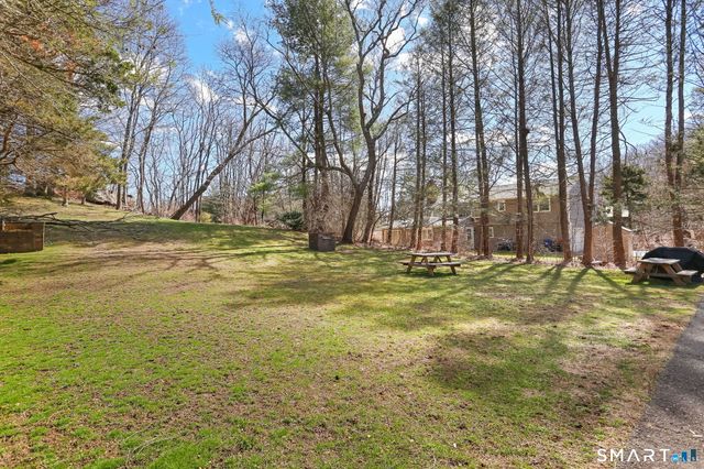 16 Rockmeadow Road Q, Norwalk, CT 06850