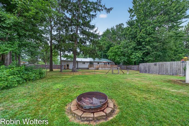 1120 S Mill Iron Road, Muskegon, MI 49442