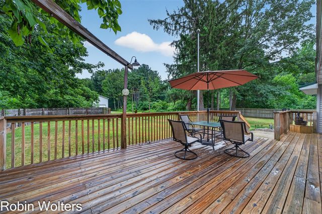 1120 S Mill Iron Road, Muskegon, MI 49442