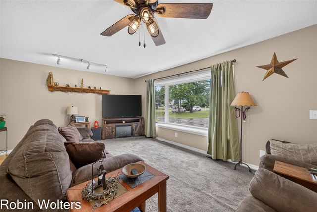 1120 S Mill Iron Road, Muskegon, MI 49442