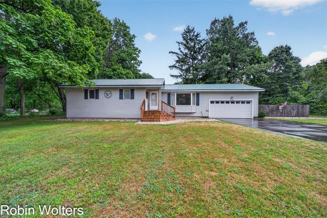 1120 S Mill Iron Road, Muskegon, MI 49442