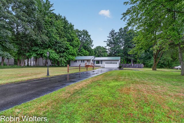 1120 S Mill Iron Road, Muskegon, MI 49442