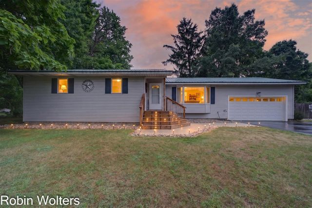 1120 S Mill Iron Road, Muskegon, MI 49442