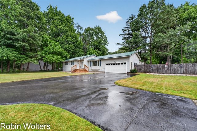 1120 S Mill Iron Road, Muskegon, MI 49442