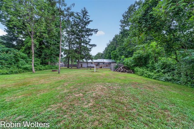 1120 S Mill Iron Road, Muskegon, MI 49442