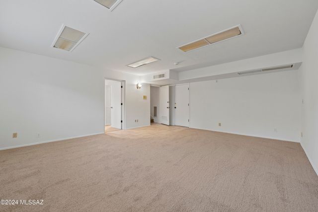 1435 E Indian Wells Road, Tucson, AZ 85718