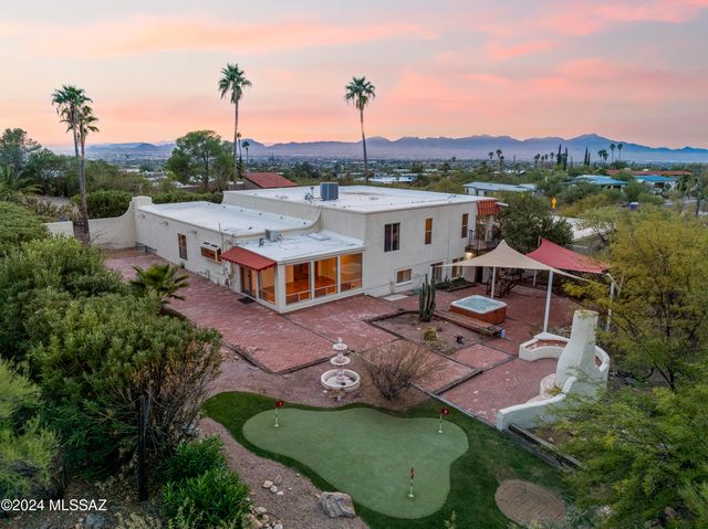 1435 E Indian Wells Road, Tucson, AZ 85718
