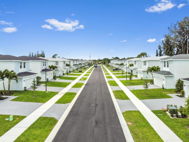 6269 Tenor Drive, West Palm Beach, FL 33413