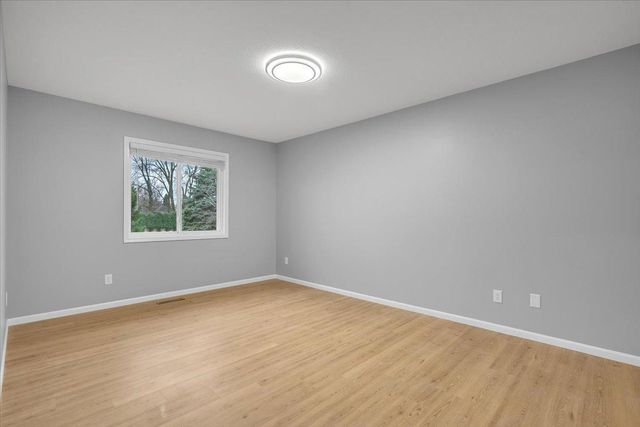 832 Aspen Circle, Little Canada, MN 55109