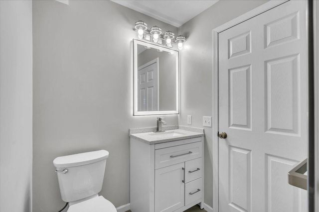 832 Aspen Circle, Little Canada, MN 55109