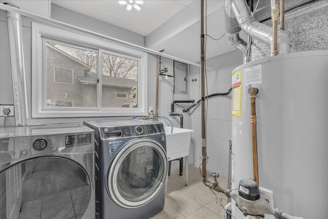 832 Aspen Circle, Little Canada, MN 55109