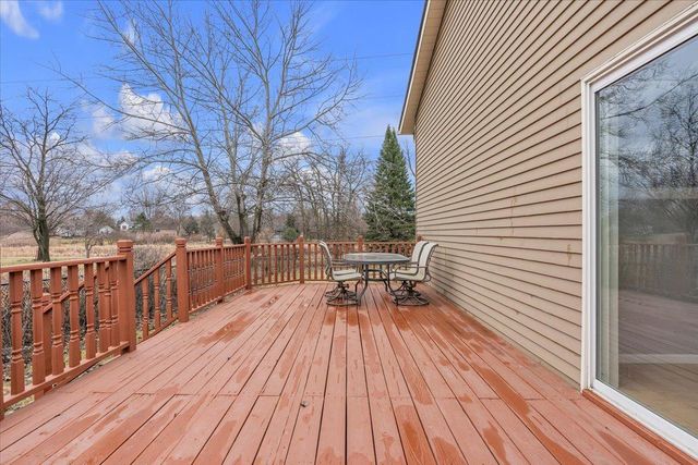 832 Aspen Circle, Little Canada, MN 55109