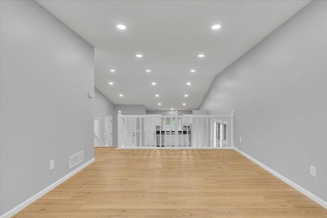 832 Aspen Circle, Little Canada, MN 55109