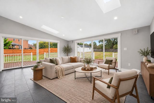 15413 PEACH ORCHARD RD, Silver Spring, MD 20905