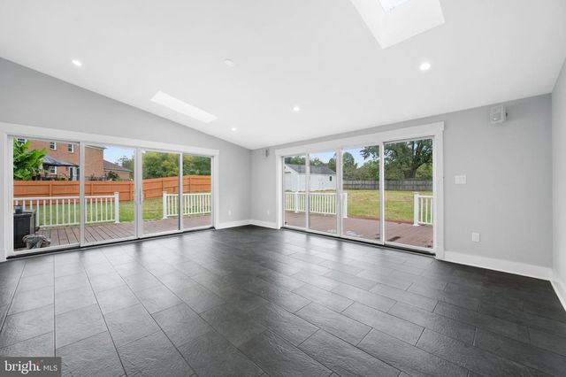 15413 PEACH ORCHARD RD, Silver Spring, MD 20905