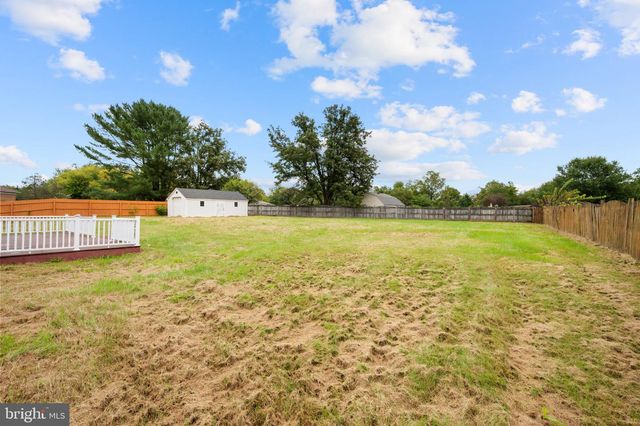 15413 PEACH ORCHARD RD, Silver Spring, MD 20905