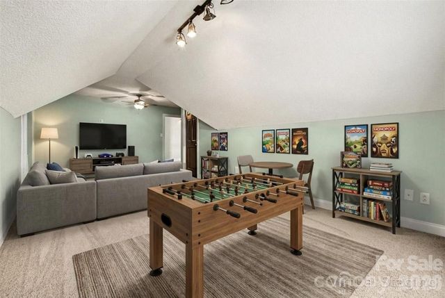 2005 Pinefield Court, Gastonia, NC 28056