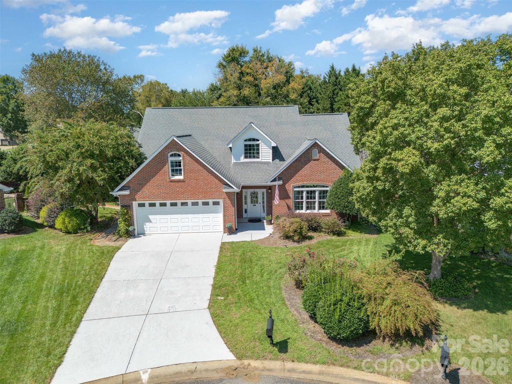 2005 Pinefield Court, Gastonia, NC 28056