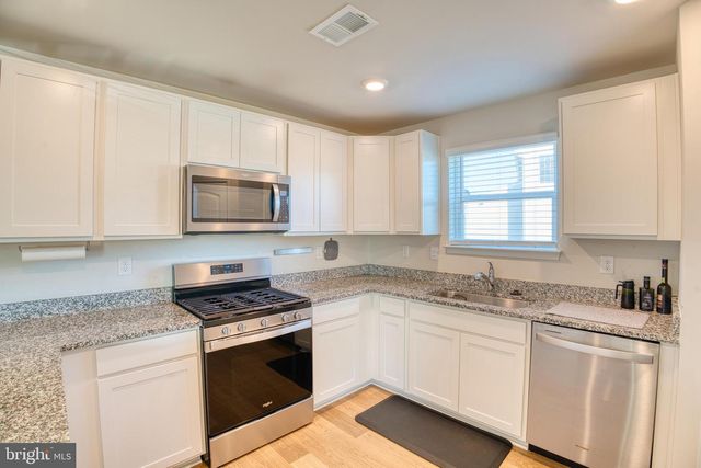 134 MEADOW GREEN AVE, Dover, DE 19901