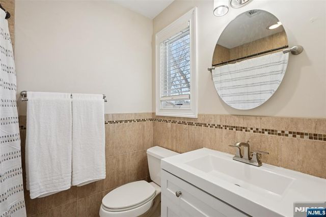 19 White Terrace, Ramsey, NJ 07446