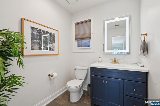 19 White Terrace, Ramsey, NJ 07446